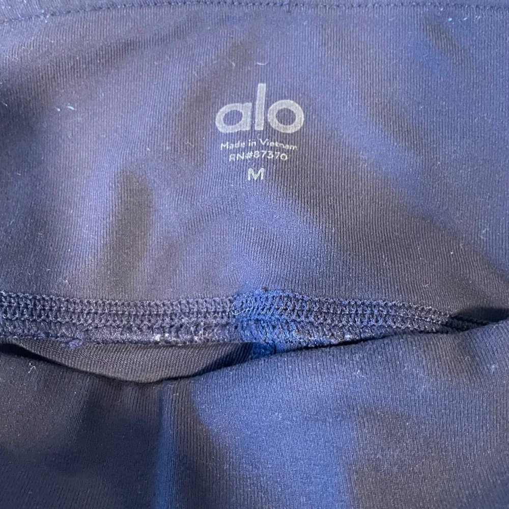 Alo‎ Yoga High Waist Coast Stirrup Legging Mesh Navy Blue Medium Full Length